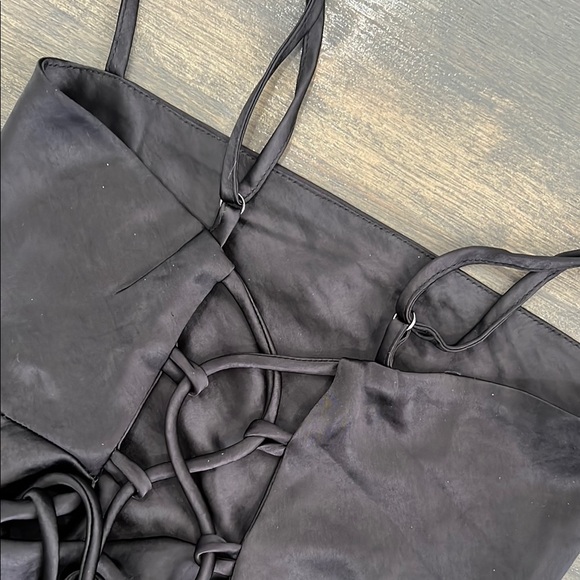 PRINCESS POLLY DRESS - Picture 2 of 4